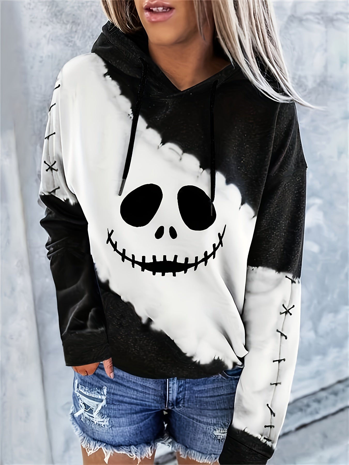 Zwart Witte Halloween Hoodie - Mila